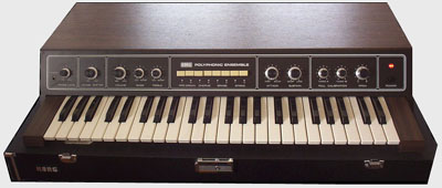 KORG PE 2000